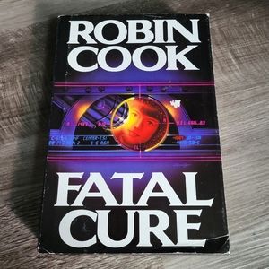 ⭐️ Fatal Cure by Robin Cook : Very good used condition ⭐️ 3 FOR $20